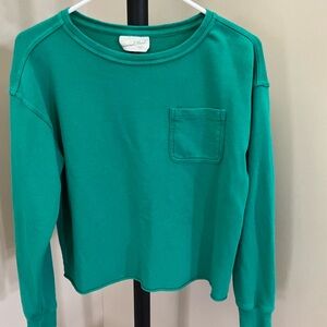 Universal Thread Vibrant Green Top
